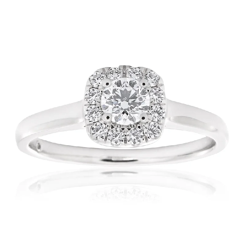 Flawless 18ct White Gold Ring with 1/2 carat Diamond