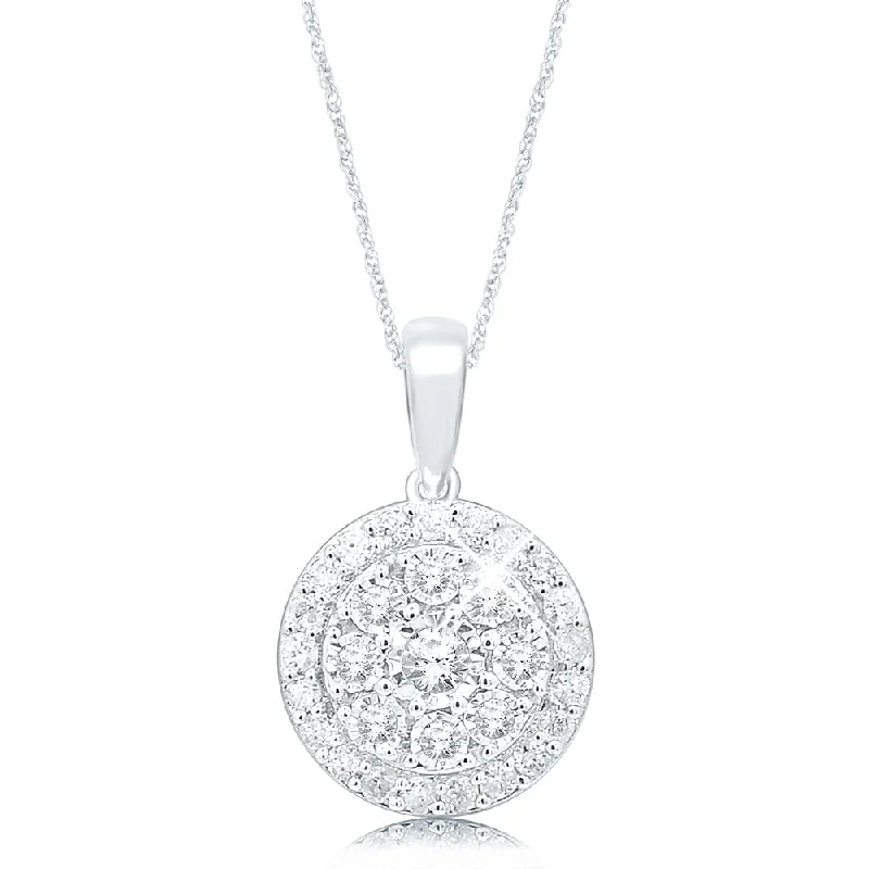 Silver 1/2 Carat Pendant with 32 Brilliant Diamonds